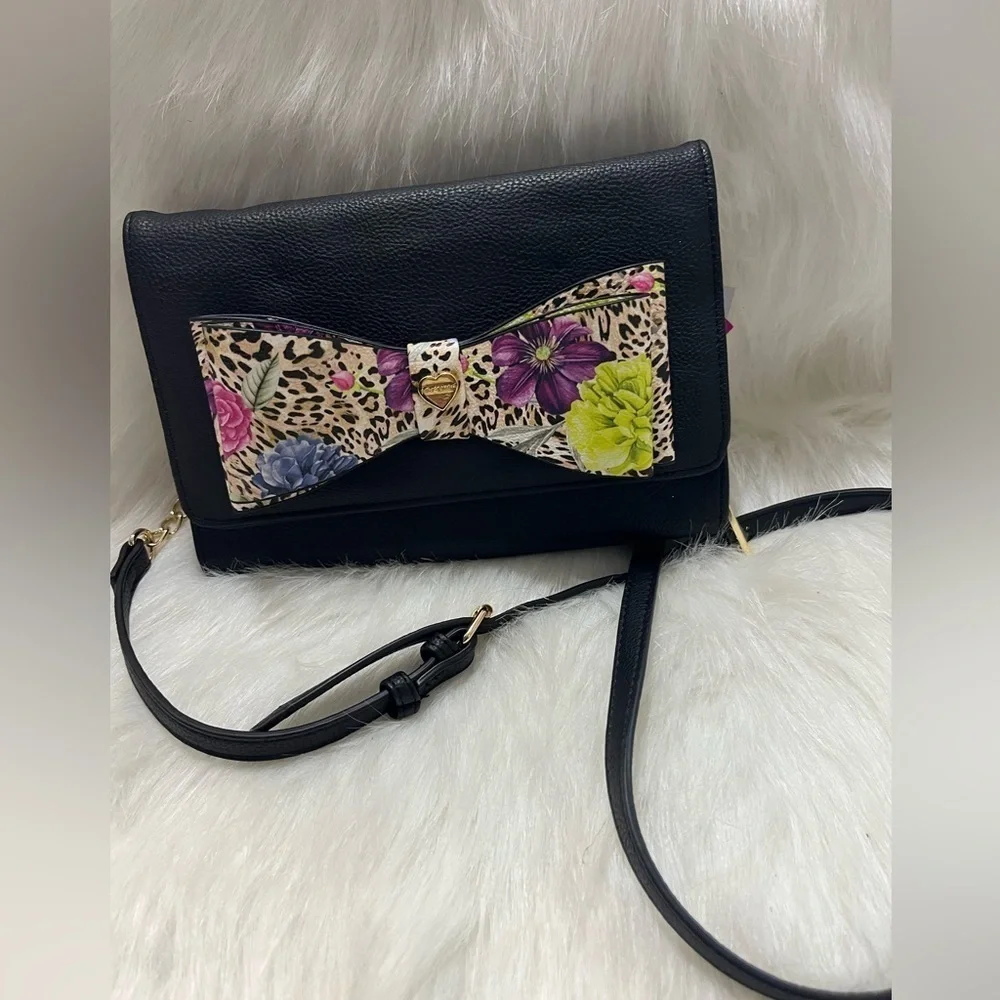 NWT BETSEY JOHNSON Crossbody Leopard bow Wallet Purse $68